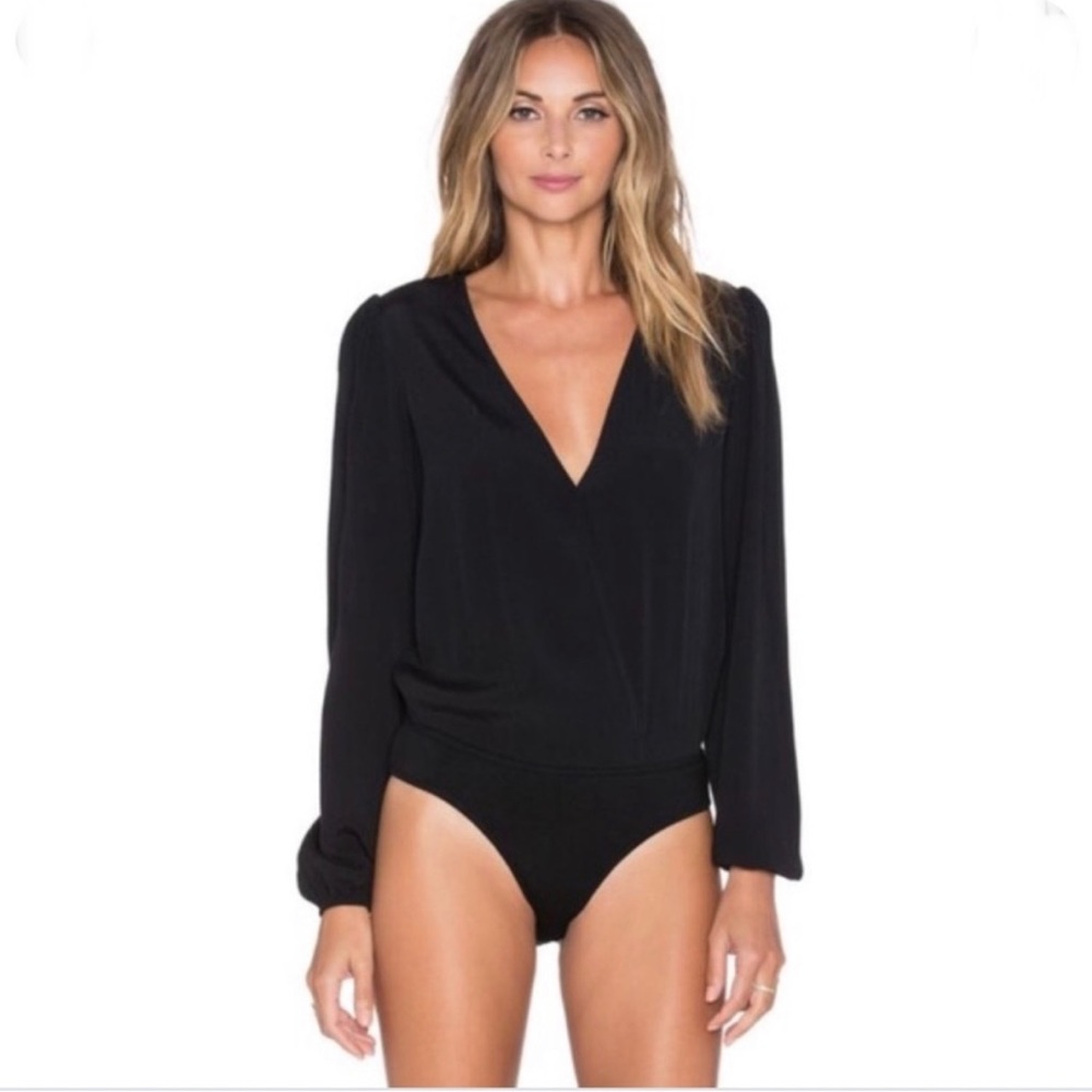 Lovers + Friends Visions Black V-neck Bodysuit Sm